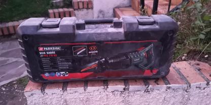 Location : scie sabre Location : scie sabre