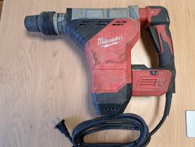 Location : perforateur Location : perforateur