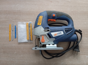 Location : scie sauteuse