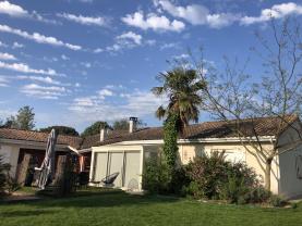 Service : nettoyage toiture Service : nettoyage toiture