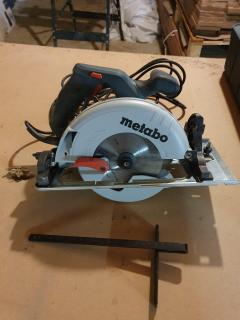 Location : scie circulaire Location : scie circulaire