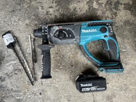 Location : perforateur Location : perforateur