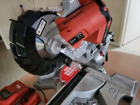 Location : scie a onglet Location : scie a onglet