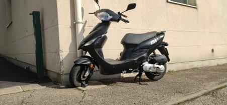 Location scooter entre particuliers