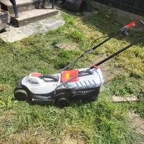 Location : tondeuse Location : tondeuse