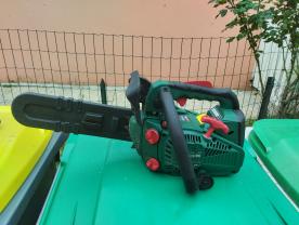 Location : elagueuse Location : elagueuse