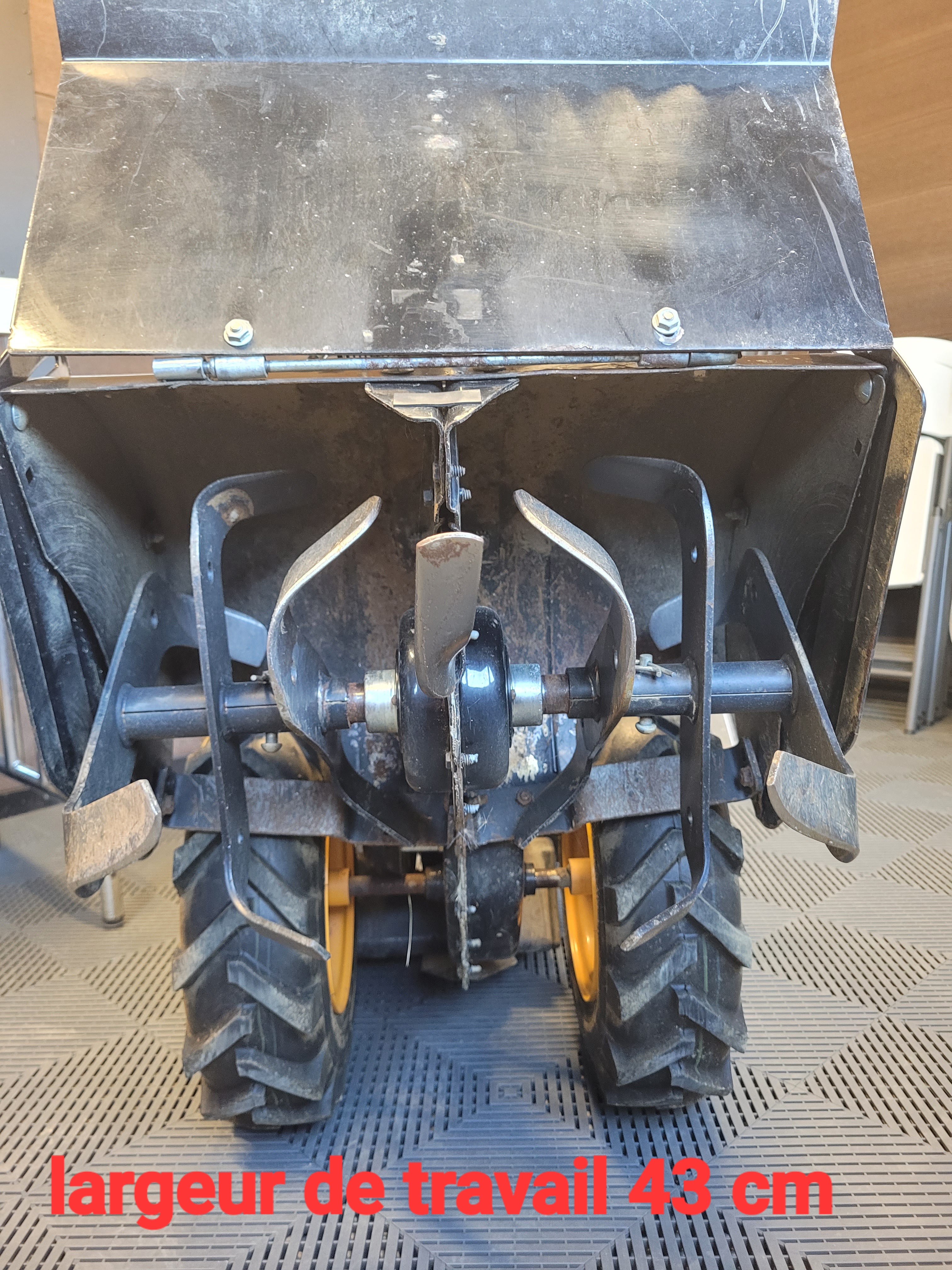 Rental Motoculteur between individuals (79)