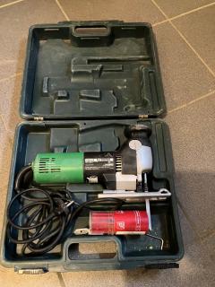 Location : scie sauteuse Location : scie sauteuse