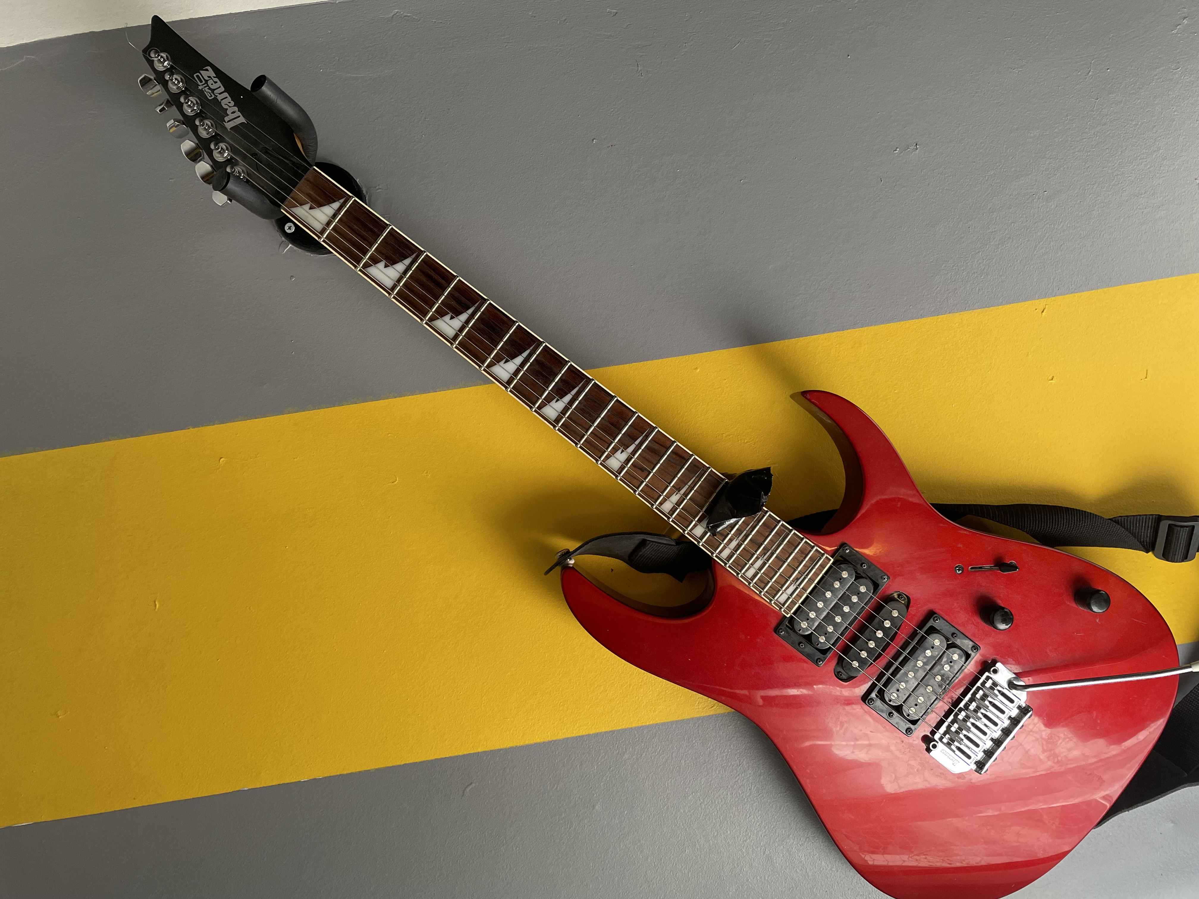 Location guitare 93 entre particuliers