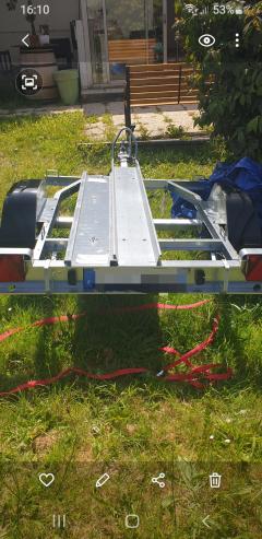 Location : autre Location : autre