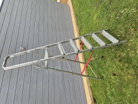 Location : escabeau Location : escabeau