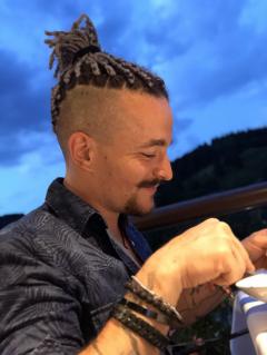 Service : tresses africaines Service : tresses africaines