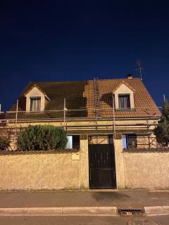 Service : nettoyage toiture Service : nettoyage toiture