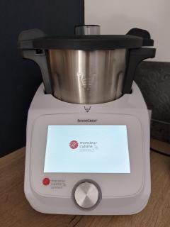 Location : robot multifonctions Location : robot multifonctions