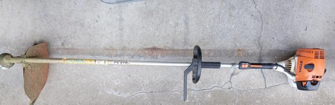 Service : debroussaillage Service : debroussaillage