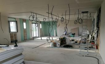 Service : electricien Service : electricien