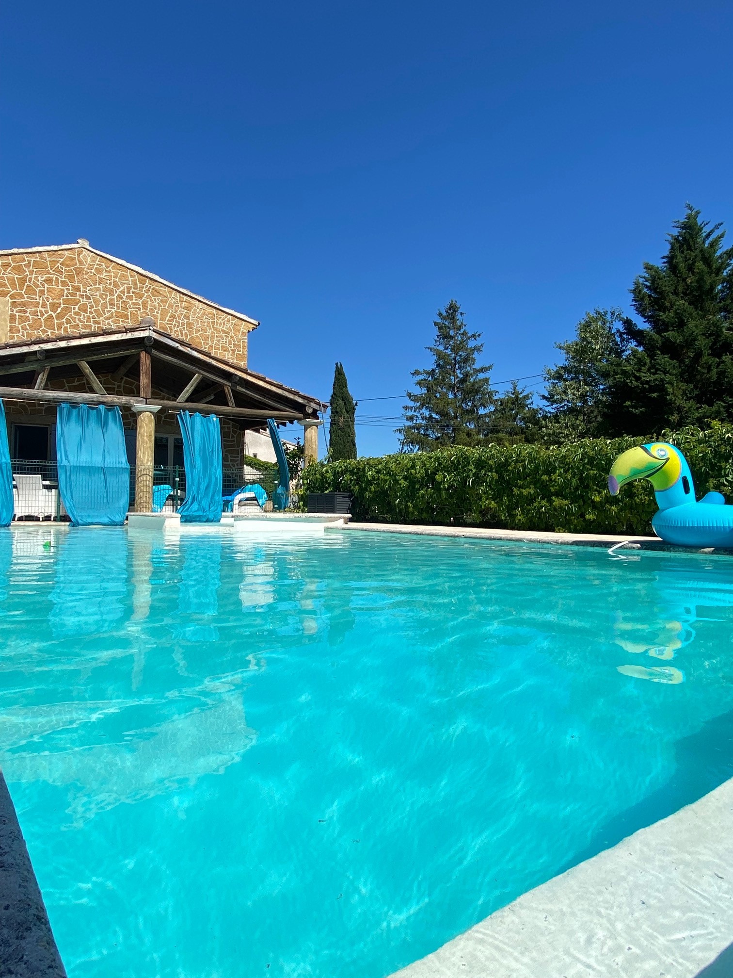 Location piscine 83 entre particuliers