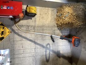 Location : coupe bordures Location : coupe bordures