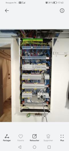 Service : electricien Service : electricien