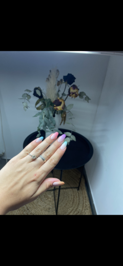 Service : manucure Service : manucure