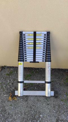 Location : echelle Location : echelle