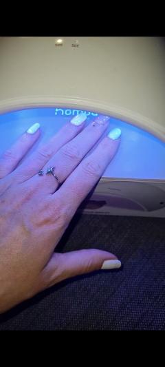 Service : pose de vernis Service : pose de vernis