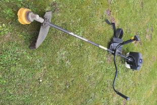 Location : debroussailleuse Location : debroussailleuse