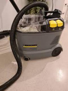 Injecteur extracteur 1380W Puzzi 8/1 avec accessoires - KARCHER