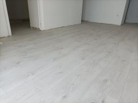 Service pose de parquet entre particuliers