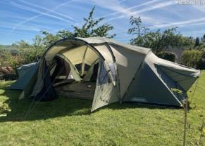 Location : autre Location : autre