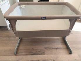 Location : lit parapluie Location : lit parapluie