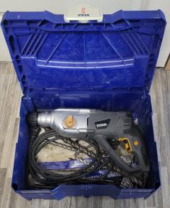 Location : perforateur Location : perforateur