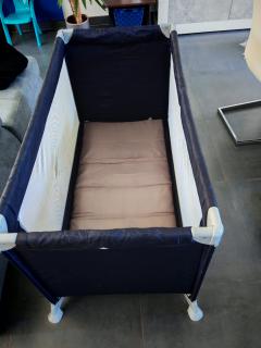 Location : lit parapluie Location : lit parapluie