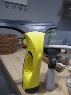 Location : nettoyeur vitres Location : nettoyeur vitres