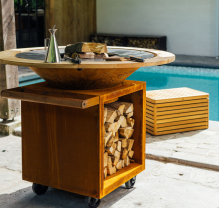 Location : barbecue Location : barbecue