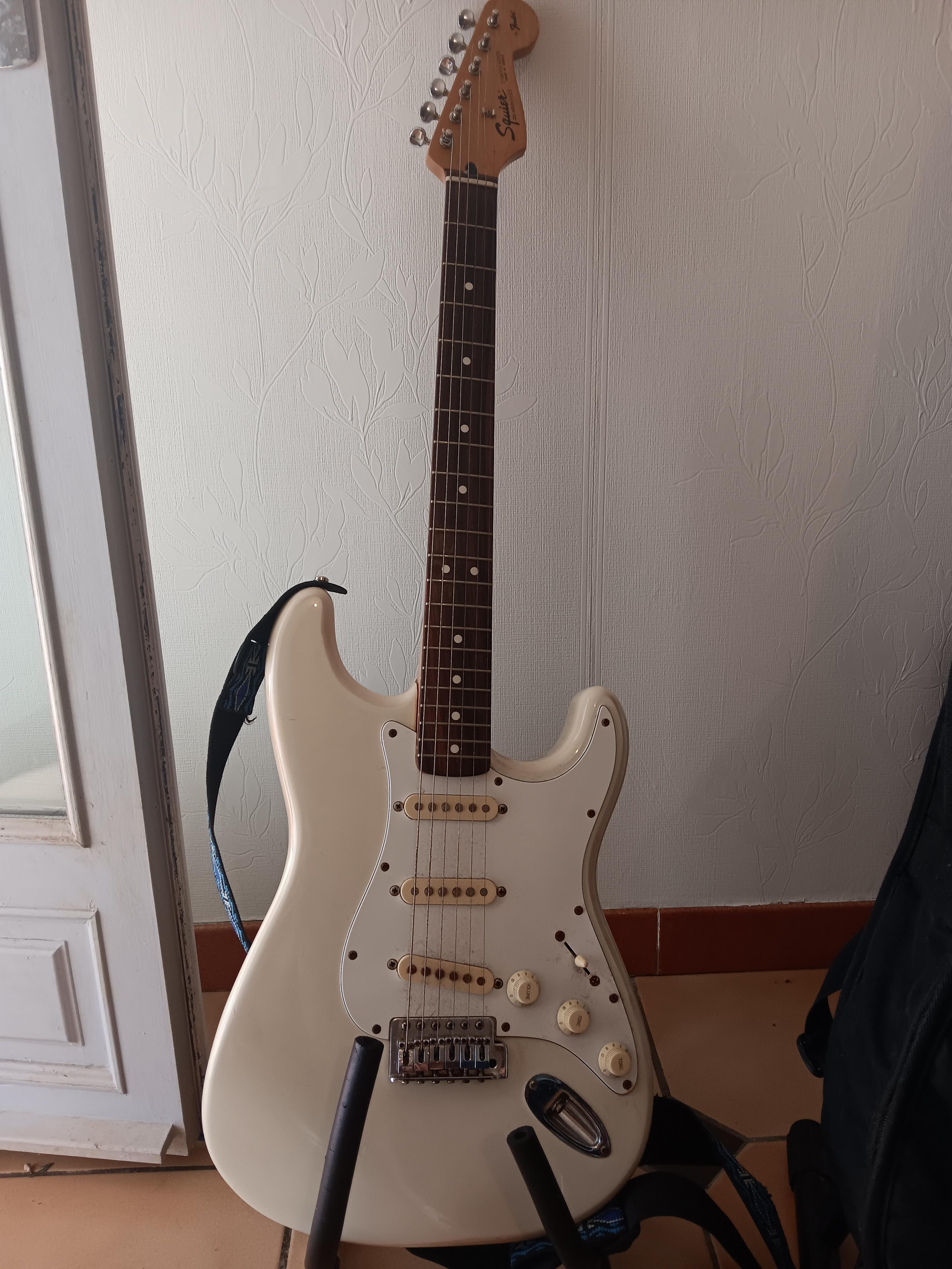Location guitare 32 entre particuliers
