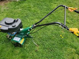 Location : motobineuse Location : motobineuse