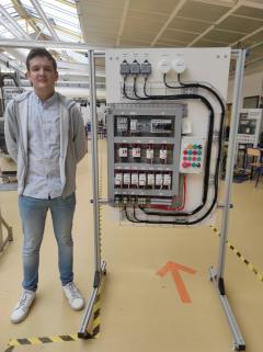 Service : electricien Service : electricien