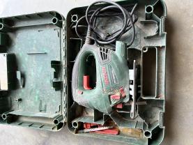 Location : scie sauteuse Location : scie sauteuse