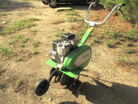 Location : motobineuse Location : motobineuse