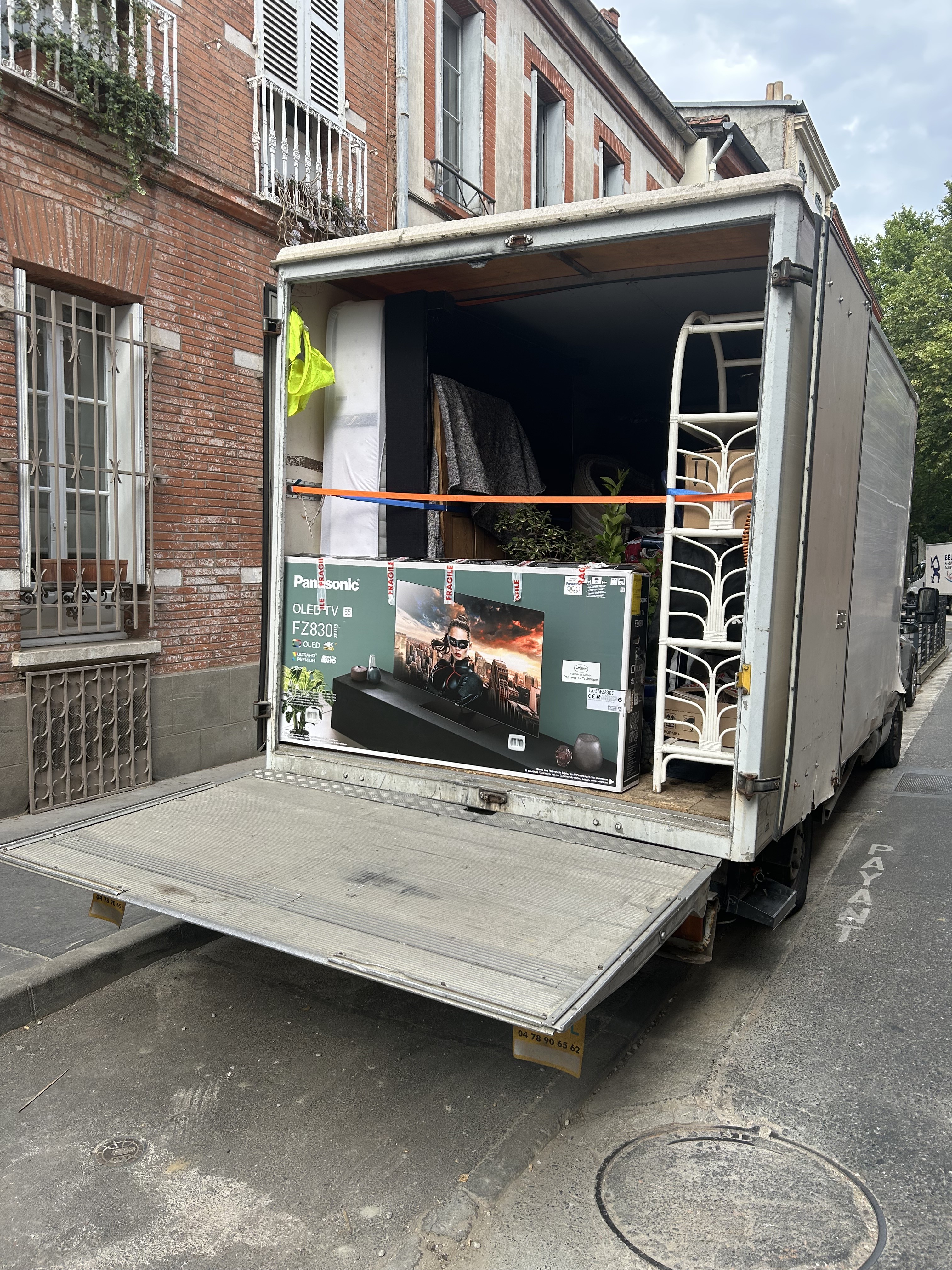Service avec camion 11 entre particuliers