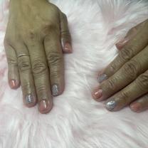 Service : prothesiste ongulaire Service : prothesiste ongulaire