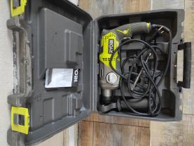 Location : perforateur Location : perforateur