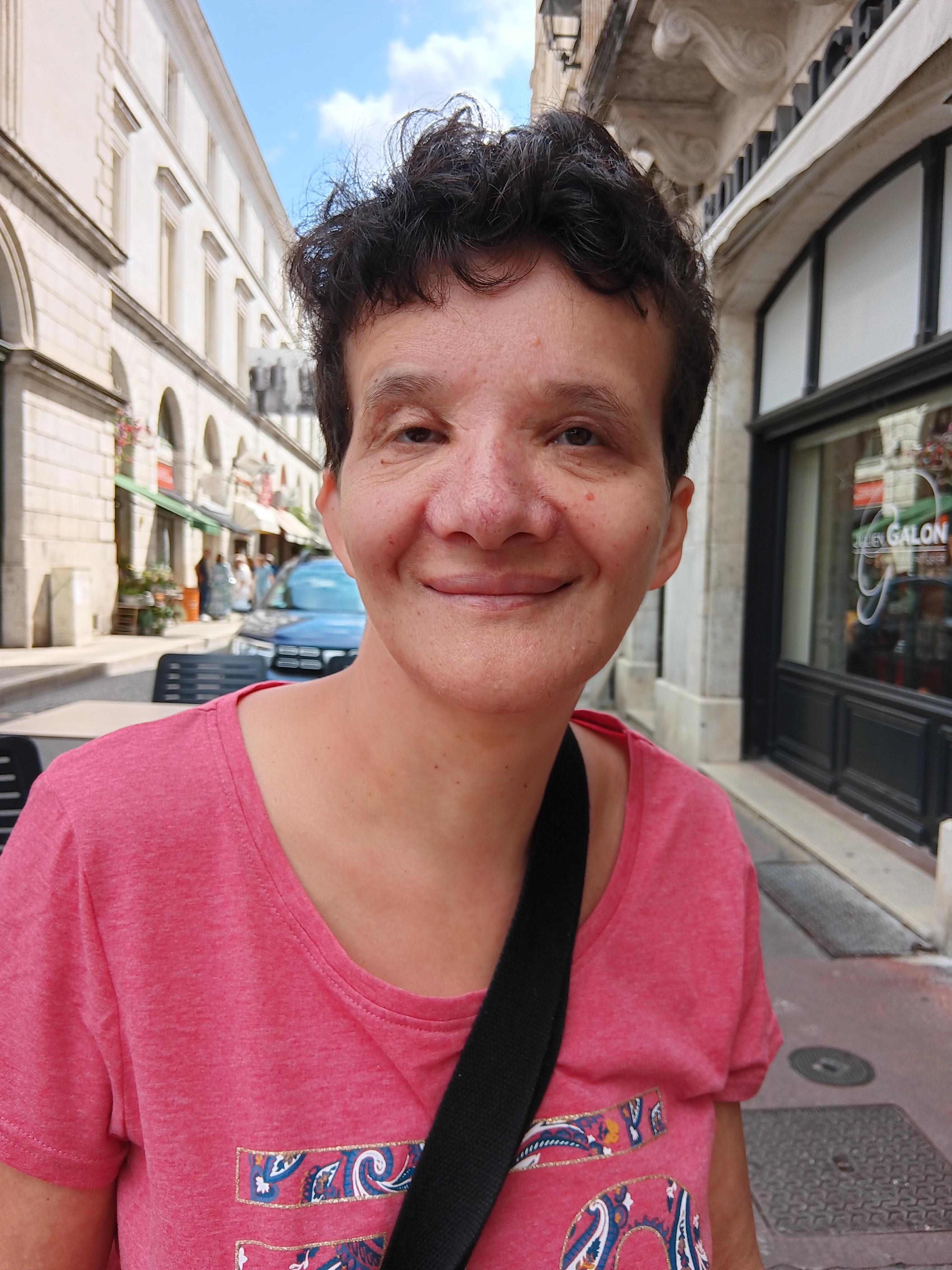 Service chat 16 entre particuliers