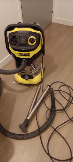 Location : aspirateur Location : aspirateur