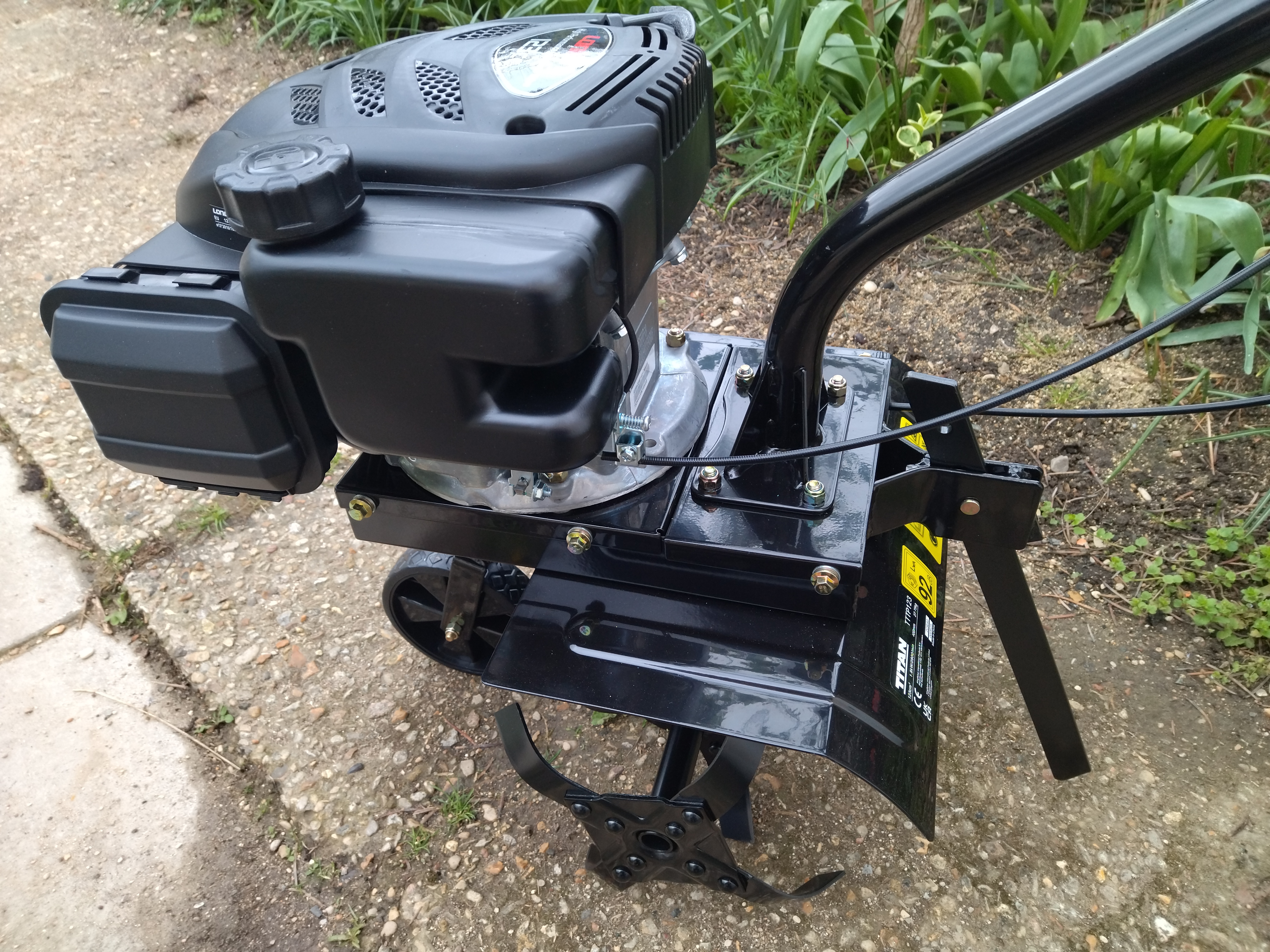 Location motobineuse 92 entre particuliers