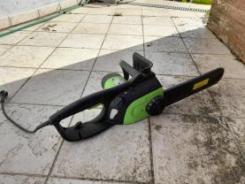 Location : tronconneuse Location : tronconneuse