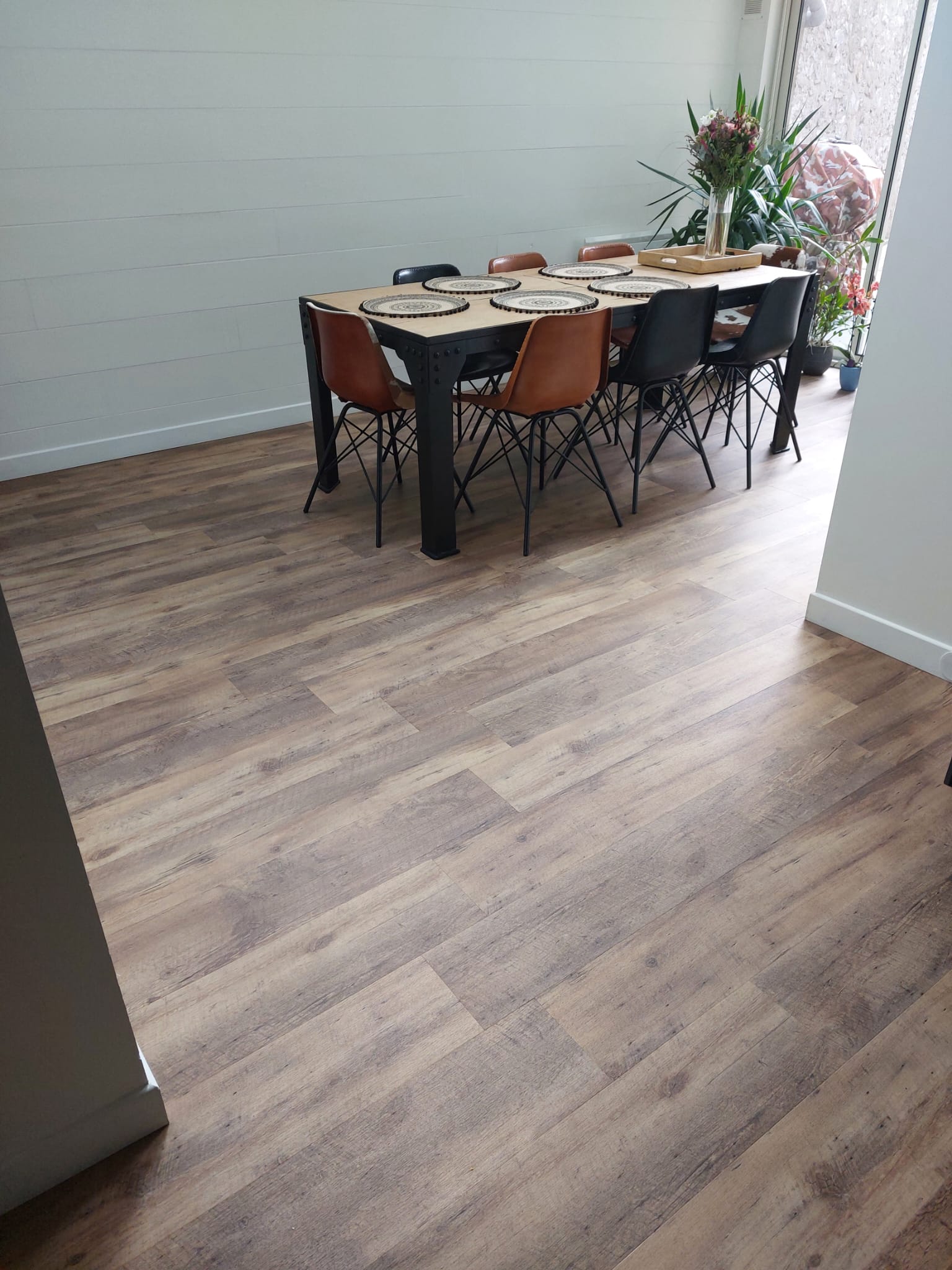 Service pose de parquet 95 entre particuliers