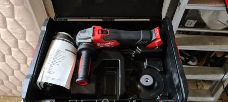 Location : meuleuse Location : meuleuse