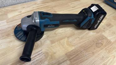 Location : meuleuse Location : meuleuse